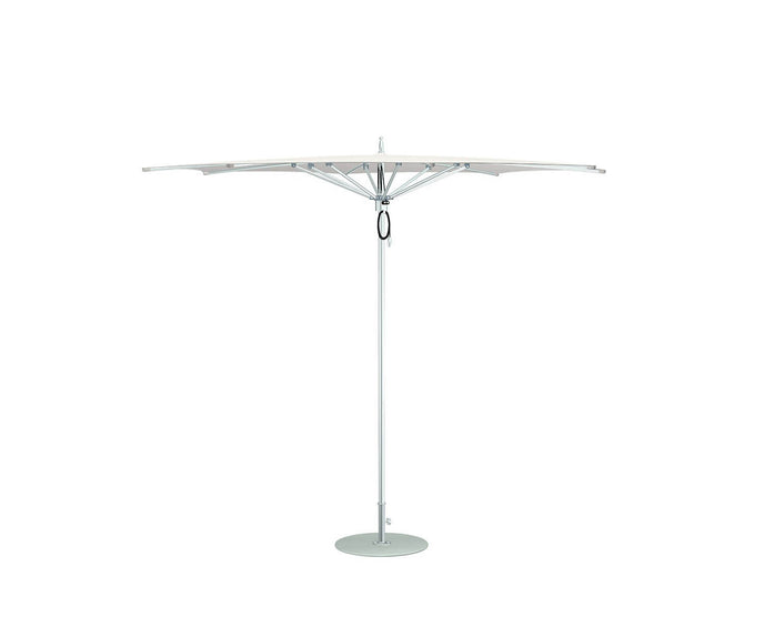 Contemporary Tuuci Ocean Master Zero Horizon outdoor parasol Casa Design Group