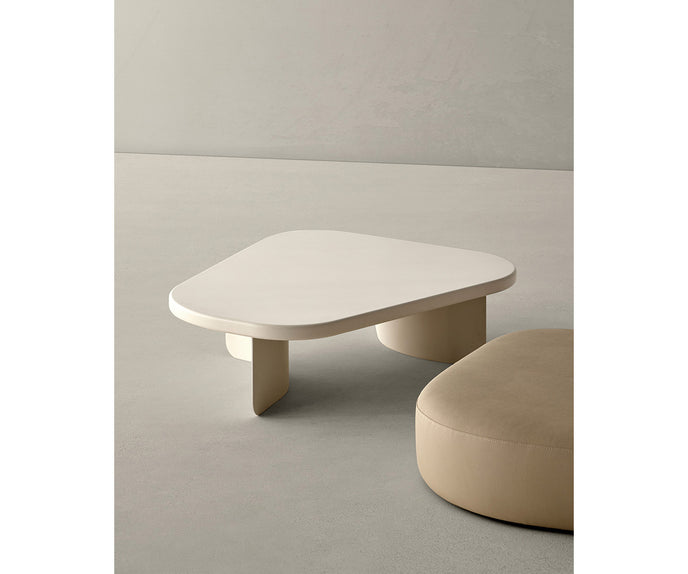 Onda High Coffee Table by Alexandra with an organic lacquered top and sculptural steel bases.