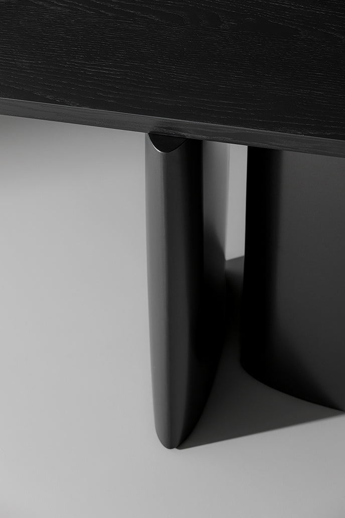 One sculptural console table by Alain Gilles for Bonaldo | Casa Design Group