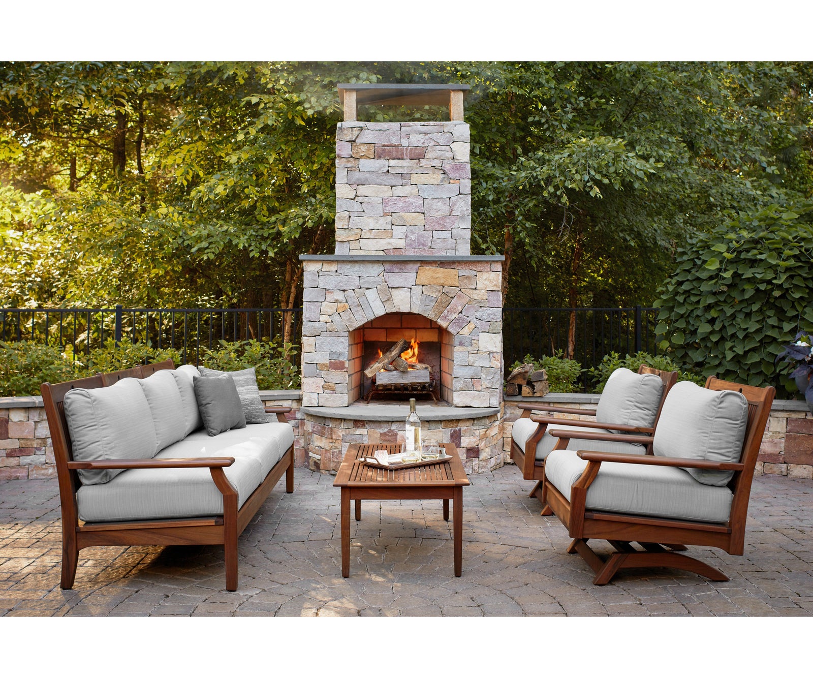 Opal Swivel Rocker Armchair | Jensen Outdoor