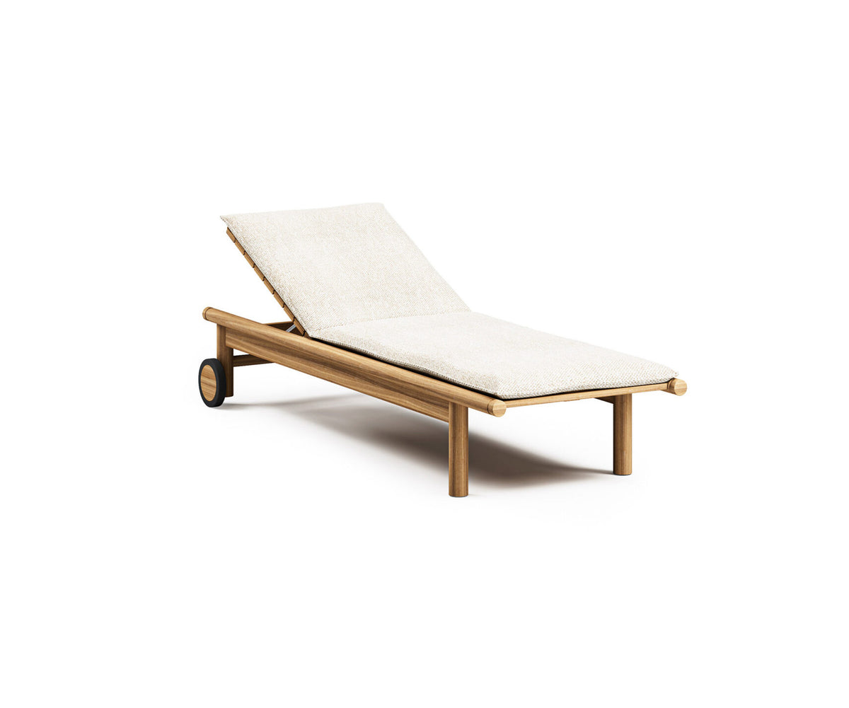 Luxury Panama Chaise Longue by Atmosphera in Teak Casa Design Group