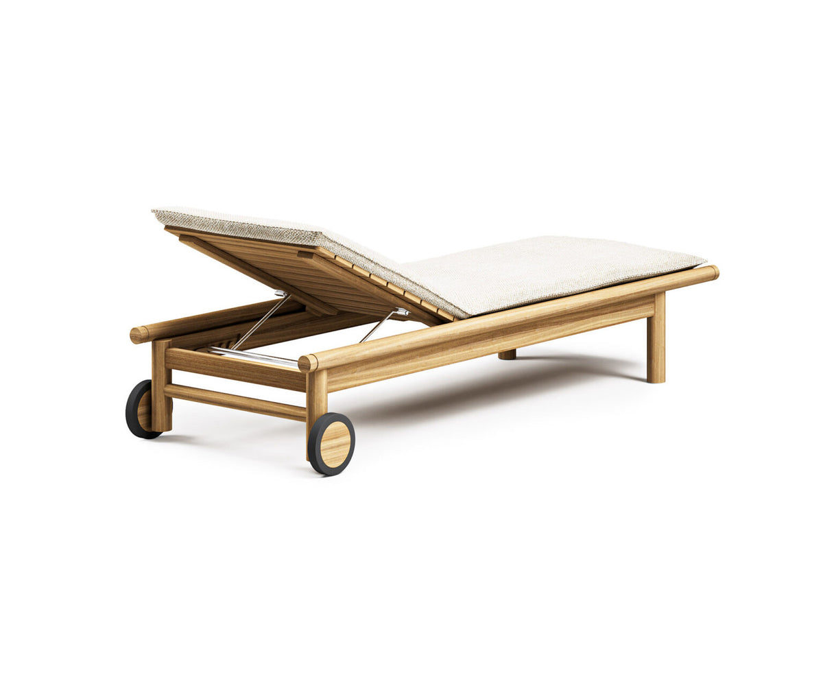 Luxury Panama Chaise Longue by Atmosphera in Teak Casa Design Group