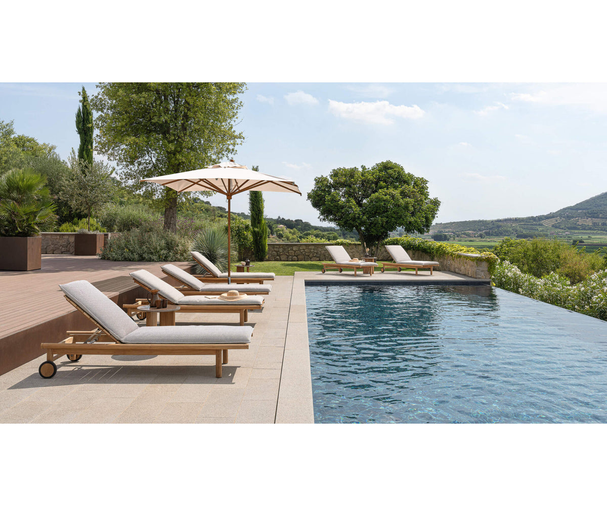 Luxury Panama Chaise Longue by Atmosphera in Teak Casa Design Group