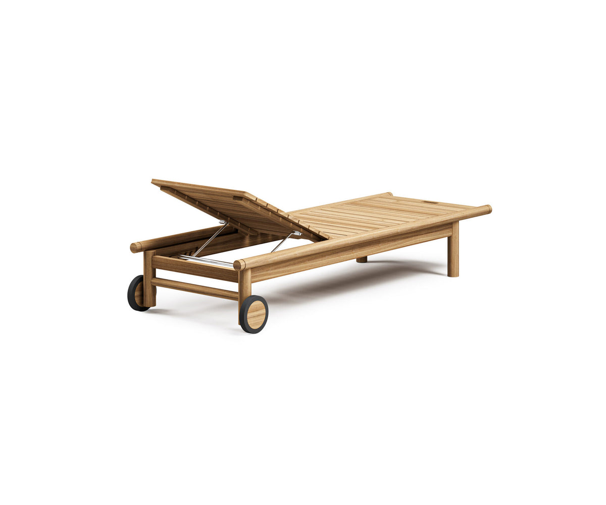 Luxury Panama Chaise Longue by Atmosphera in Teak Casa Design Group