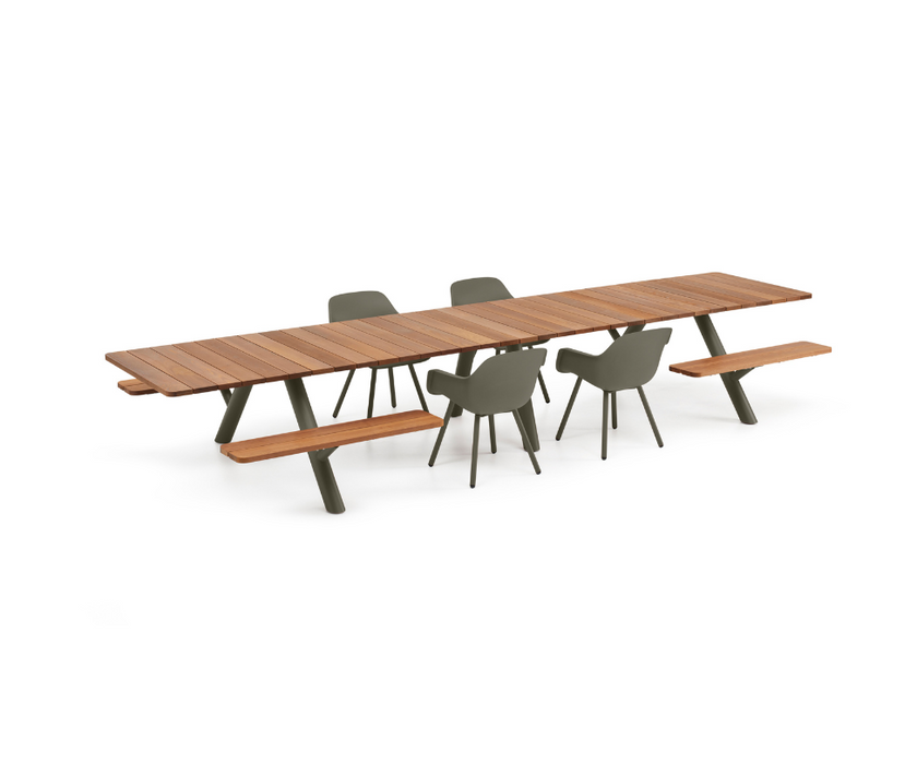 Panigiri Picnic Table