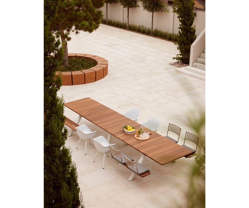 Panigiri Picnic Table Extremis
