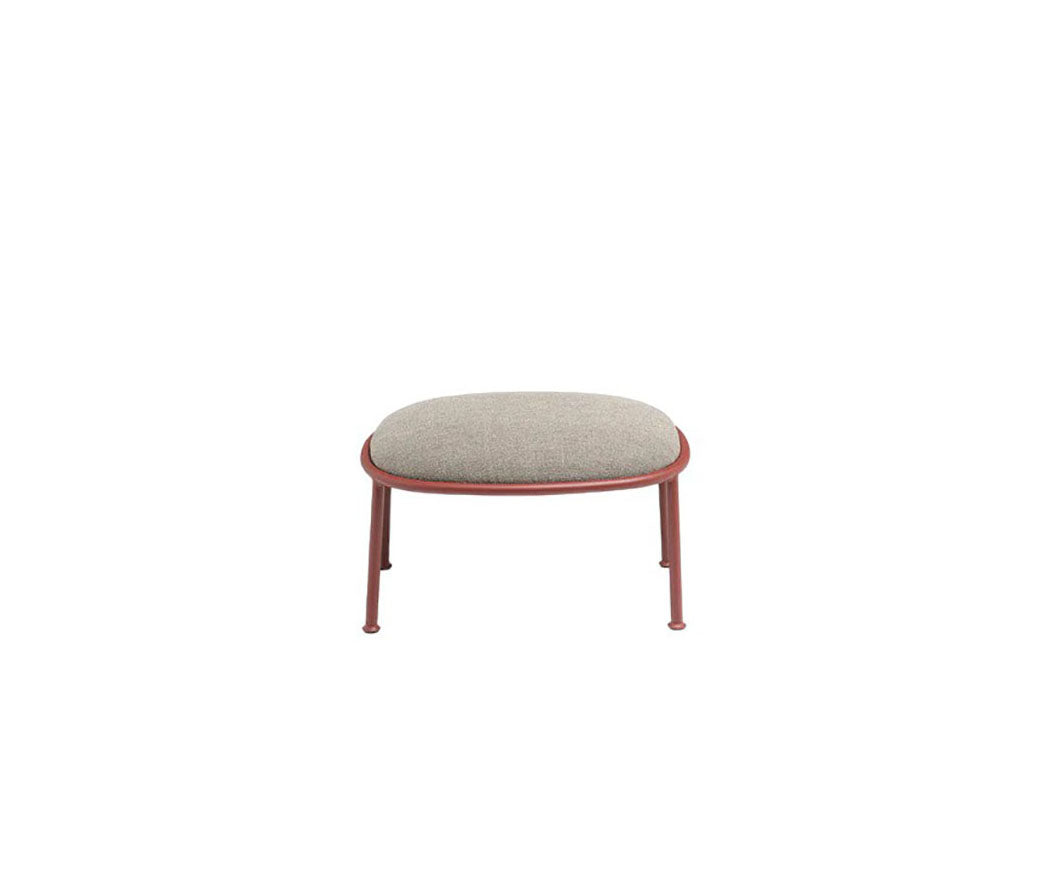High End Petalo Outdoor Pouf by Molteni&C Casa Design Group