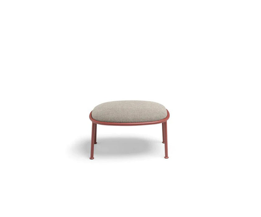 High End Petalo Outdoor Pouf by Molteni&C Casa Design Group