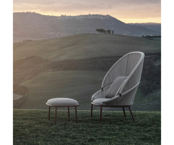 High End Petalo Outdoor Pouf by Molteni&C Casa Design Group