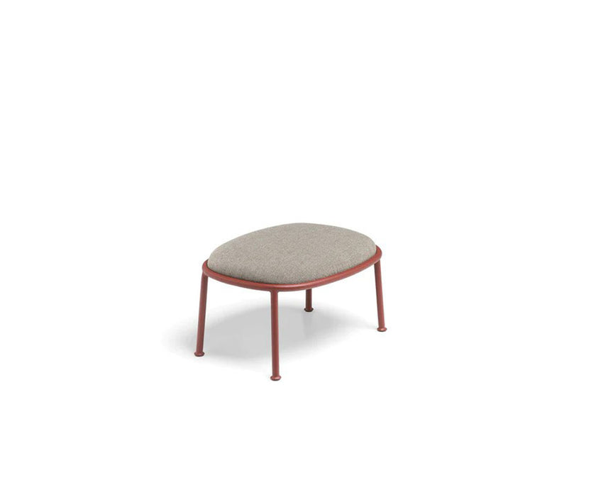 High End Petalo Outdoor Pouf by Molteni&C Casa Design Group
