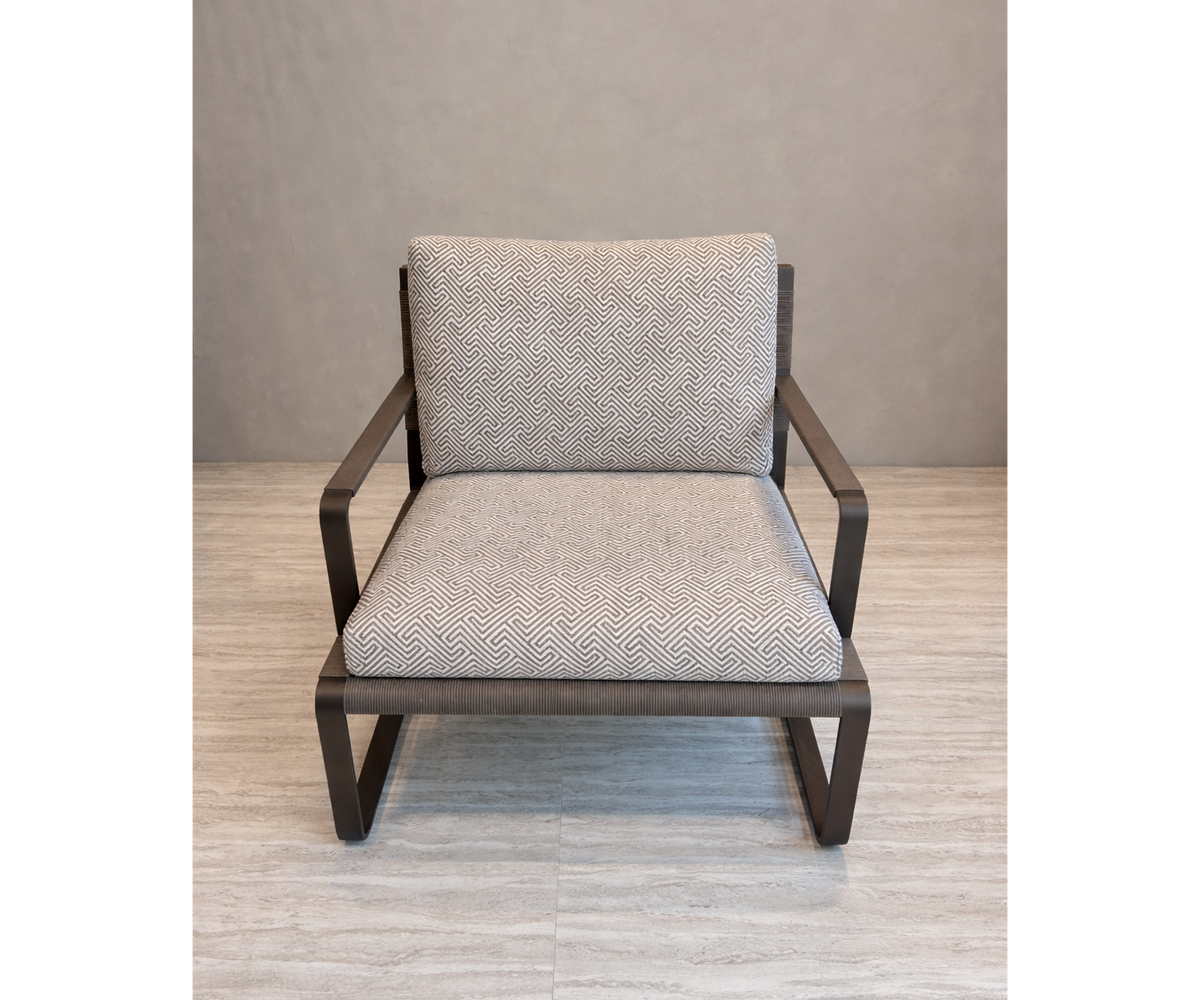 Phoenix armchair by Molteni&C designed by Vincent Van Duysen floor sample Casa Design Group