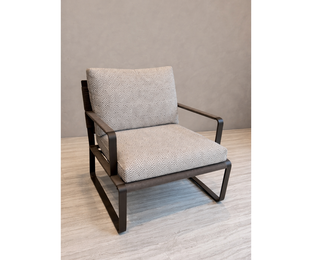 Phoenix armchair by Molteni&C designed by Vincent Van Duysen floor sample Casa Design Group