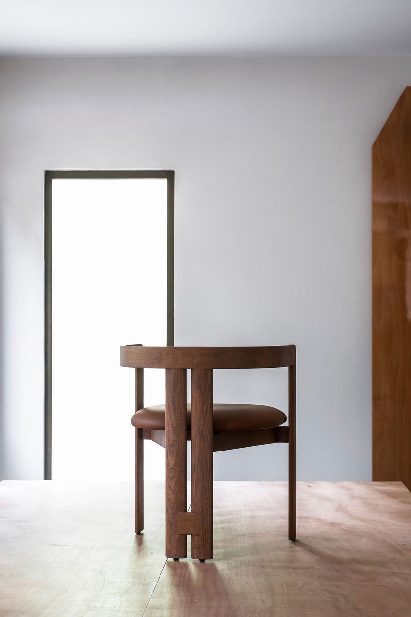 Pigreco iconic lounge chair by Tobia Scarpa for Tacchini | Casa Design Group