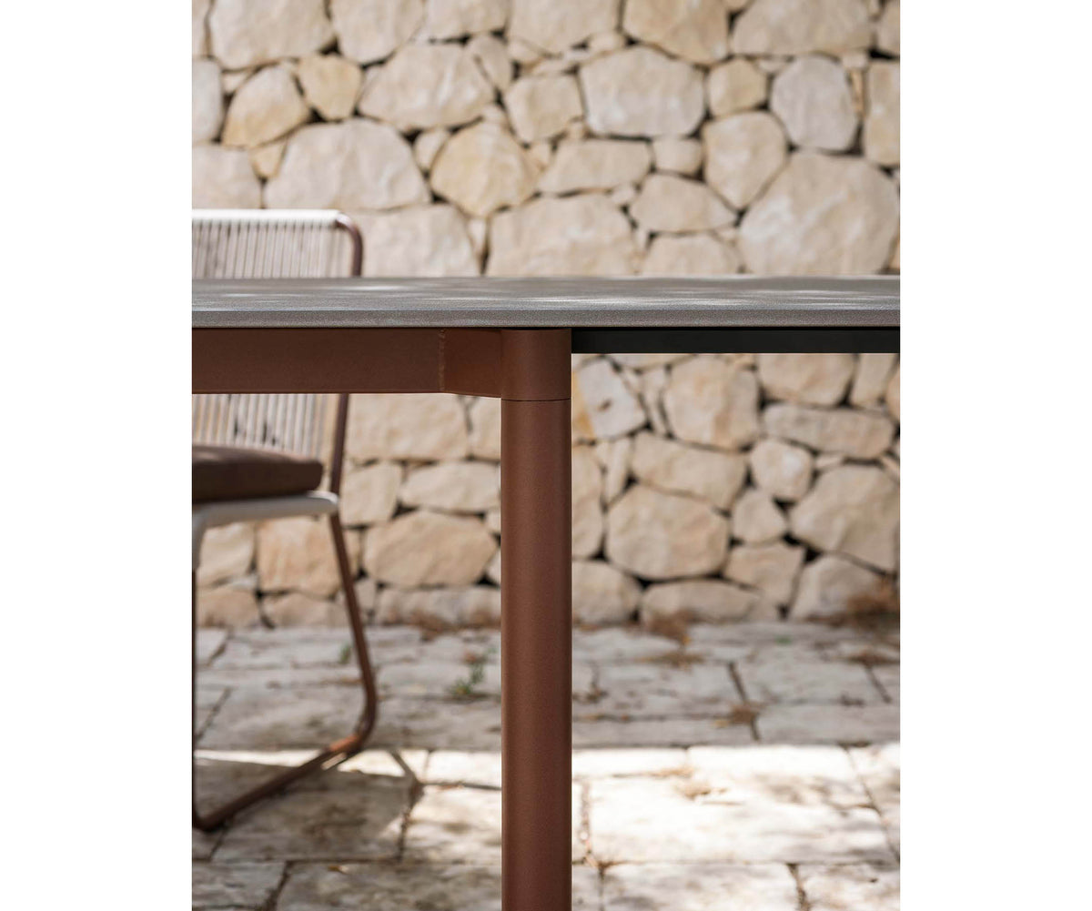 Elegant Piper 030 Extendable Outdoor Dining Table by Roda with Stainless Steel Frame |  Casa Design Group