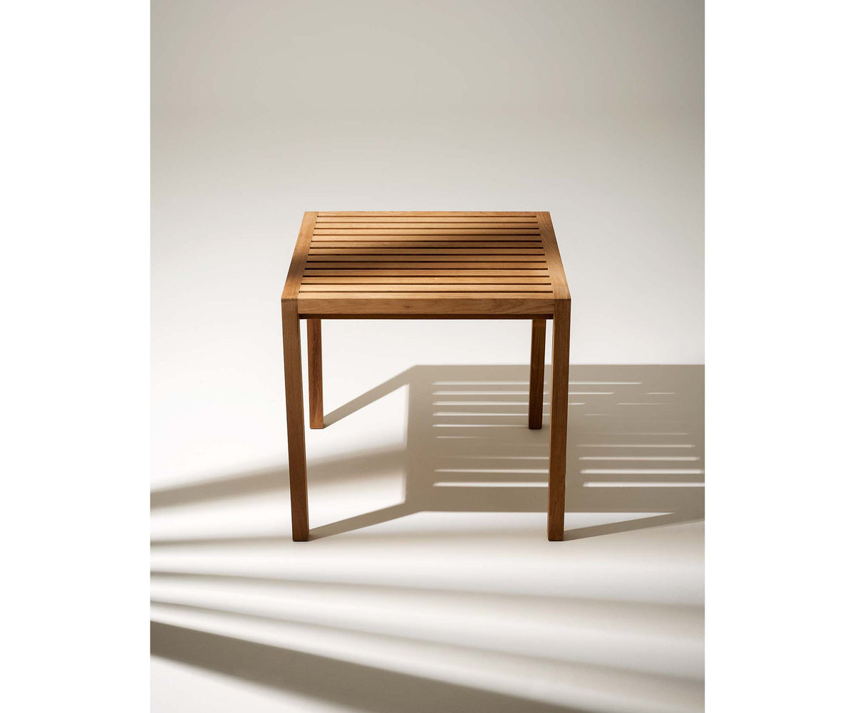 Modern Plaza 065 Teak Outdoor Dining Table by Roda | Casa Design Group