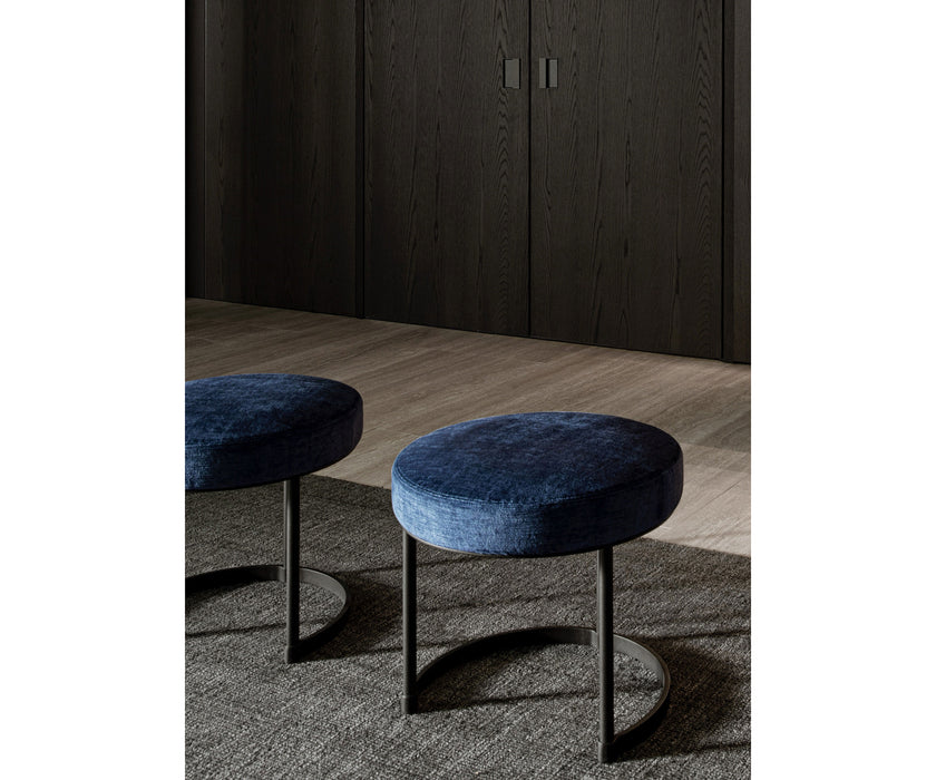 High End Regis Stool by Molteni&C Casa Design Group