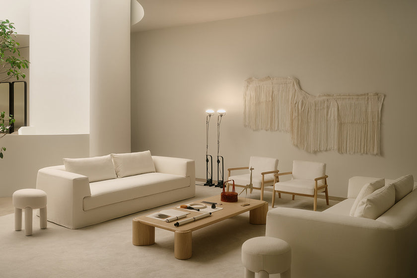 High End Roger Sofa Bed by Meridiani Casa Design Group
