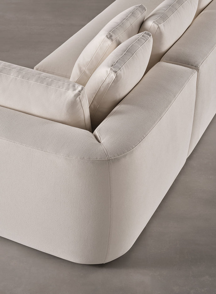High End Roger Sofa Bed by Meridiani Casa Design Group