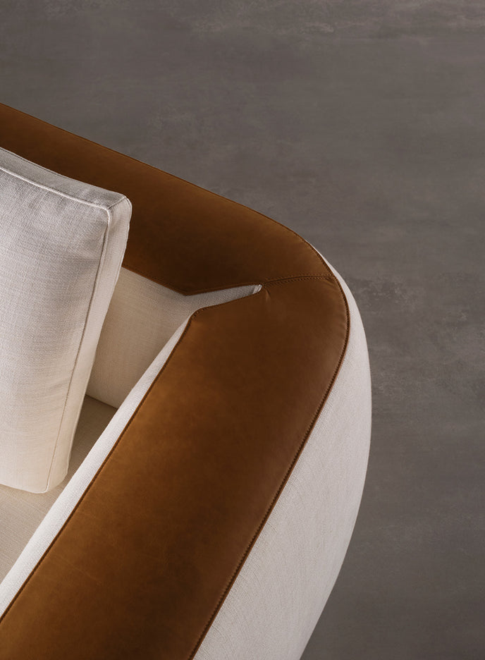 High End Roger Sofa Bed by Meridiani Casa Design Group