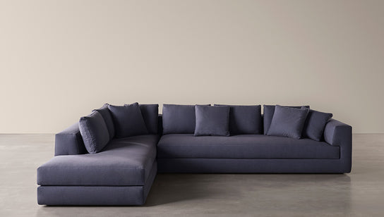 High End Roger Sofa Bed by Meridiani Casa Design Group