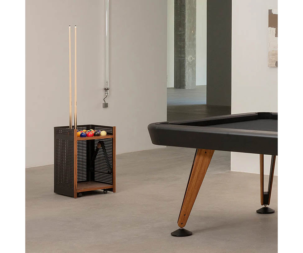 Modern indoor billiard cue rack by RS Barcelona Casa Design Group