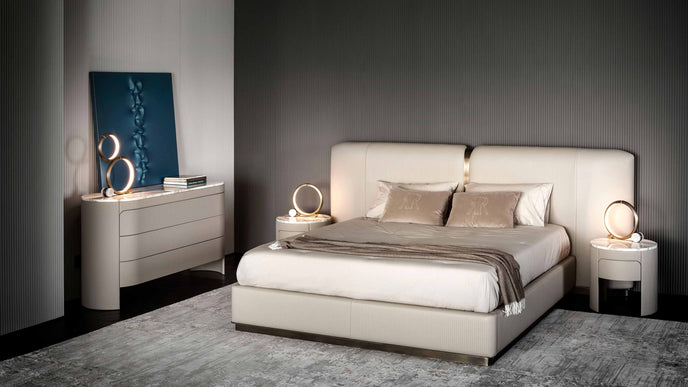 Rugiano Vogue Luxury Nightstand – Casa Design Group