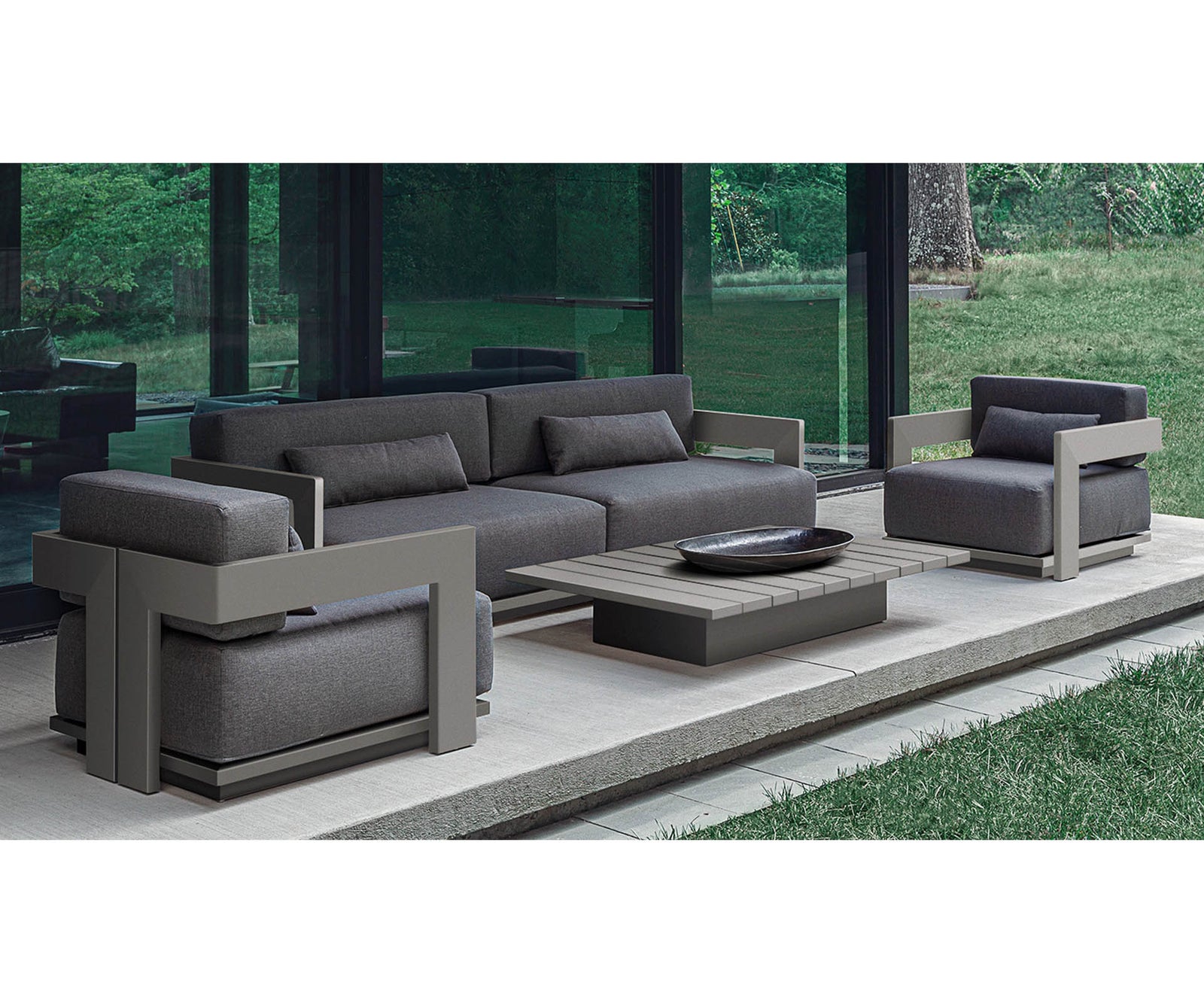 Modern outdoor lounge chair by Danao Living in aluminum Casa Design Group