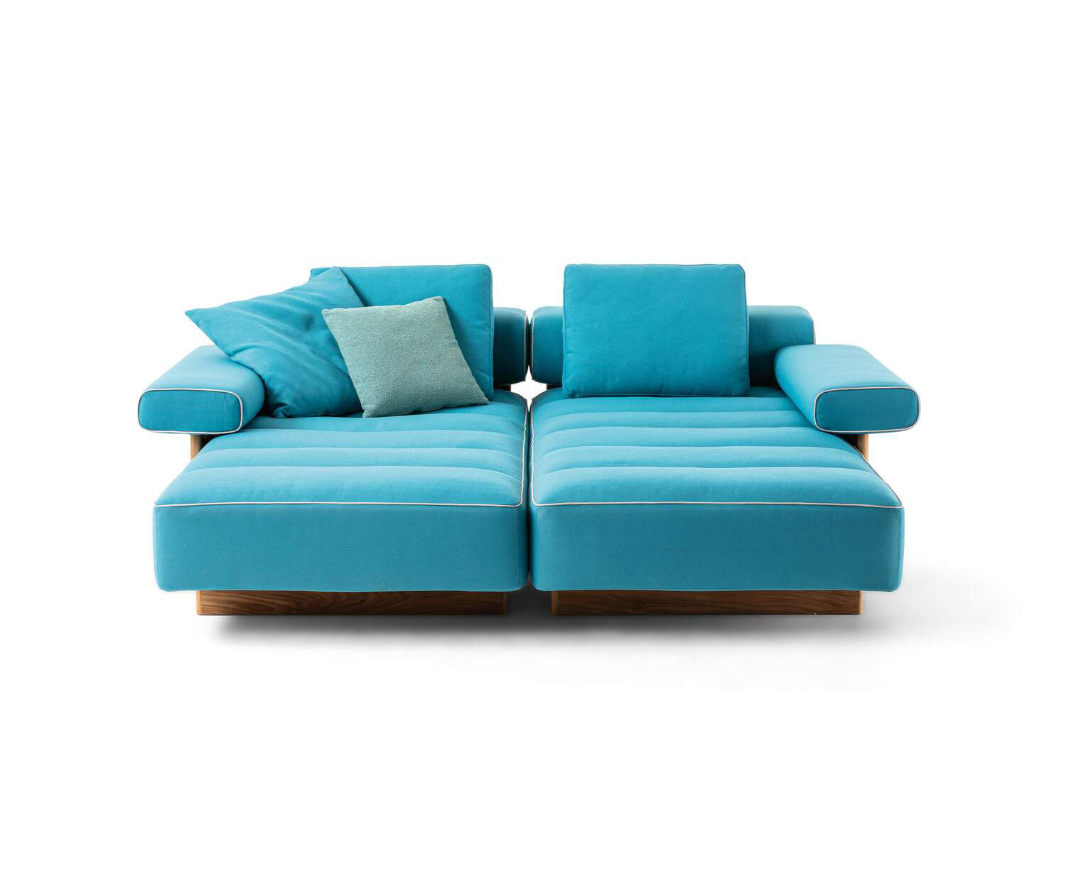 High-End Sail Out Outdoor Double Chaise Lounger by Cassina with soft modular forms – Casa Design Group