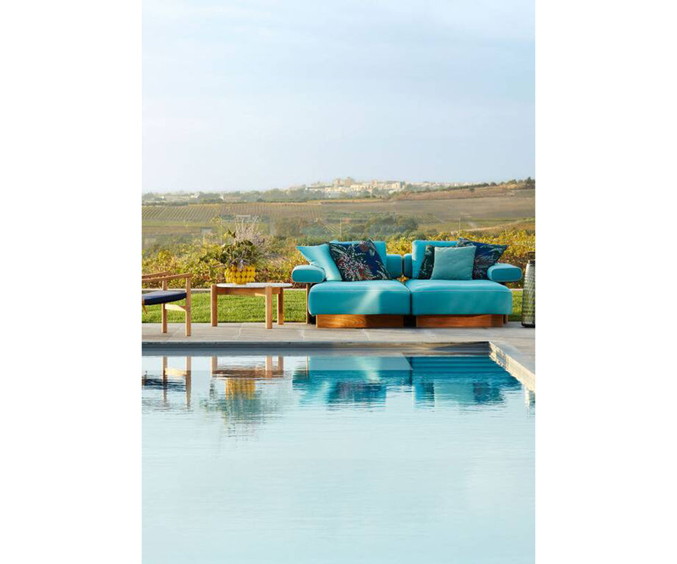 High-End Sail Out Outdoor Double Chaise Lounger by Cassina with soft modular forms – Casa Design Group
