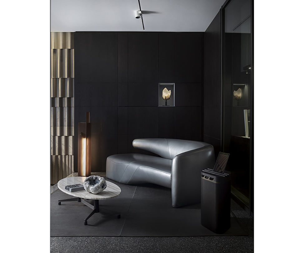 Seidon Sofa by Giorgetti sculptural two-seater sofa with contemporary Italian design | Casa Design Group