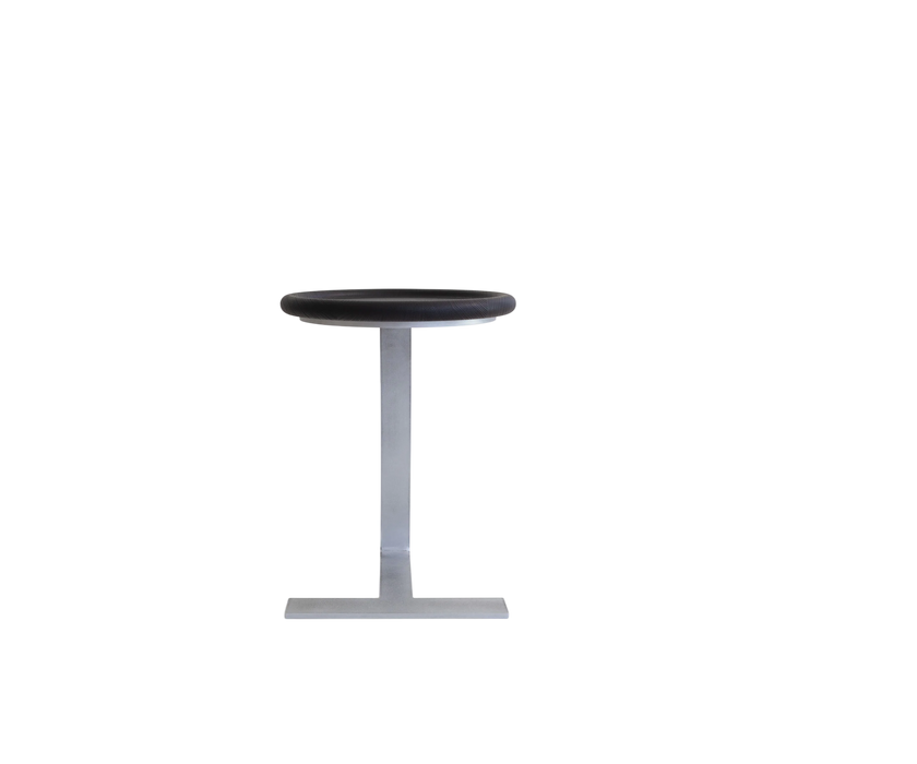 Share C Table with Removable Solid Wood Tray Top by Porro | Casa Design Group