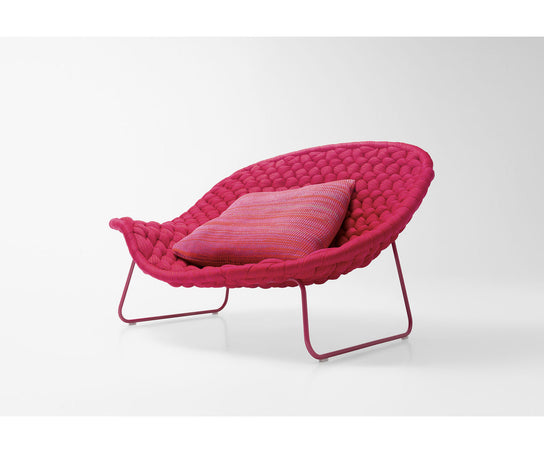 Unique Shito Outdoor Chaise Lounge by Paola Lenti for Luxurious Outdoor Relaxation Casa Design Group