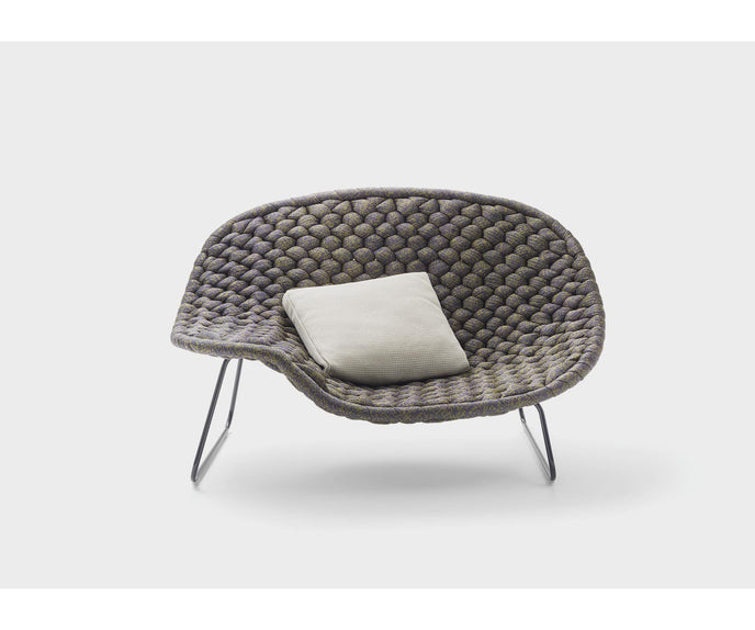 Unique Shito Outdoor Chaise Lounge by Paola Lenti for Luxurious Outdoor Relaxation Casa Design Group