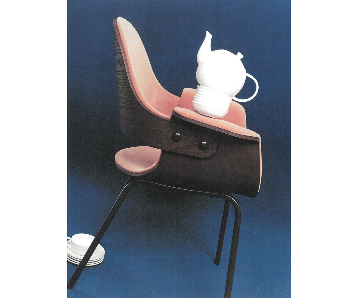 Contemporary Showtime Chair upholstered in fabric or leather by BD Barcelona Casa Design Group