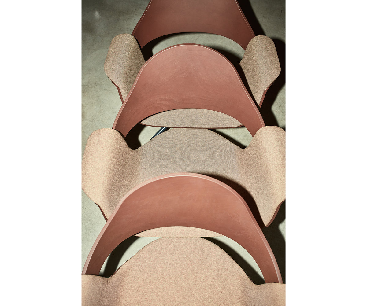 Contemporary Showtime Chair upholstered in fabric or leather by BD Barcelona Casa Design Group