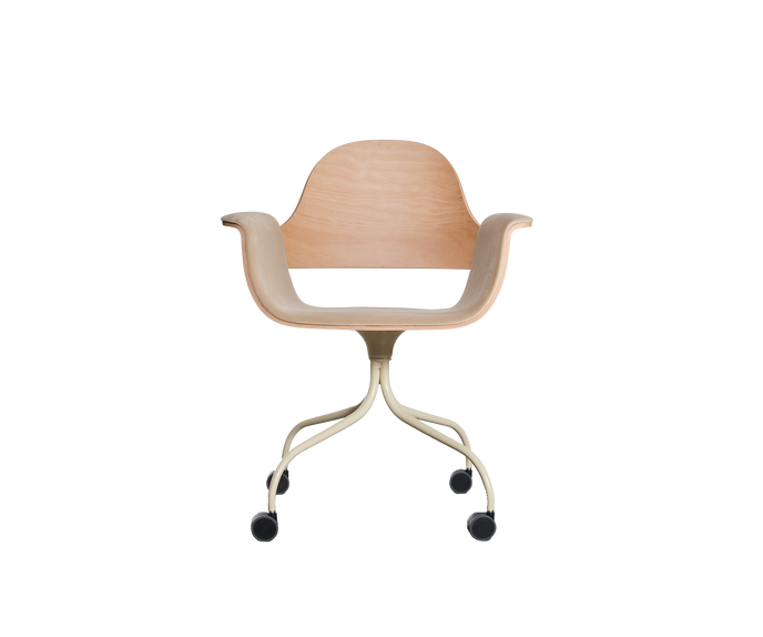 Contemporary Showtime Chair upholstered in fabric or leather by BD Barcelona Casa Design Group