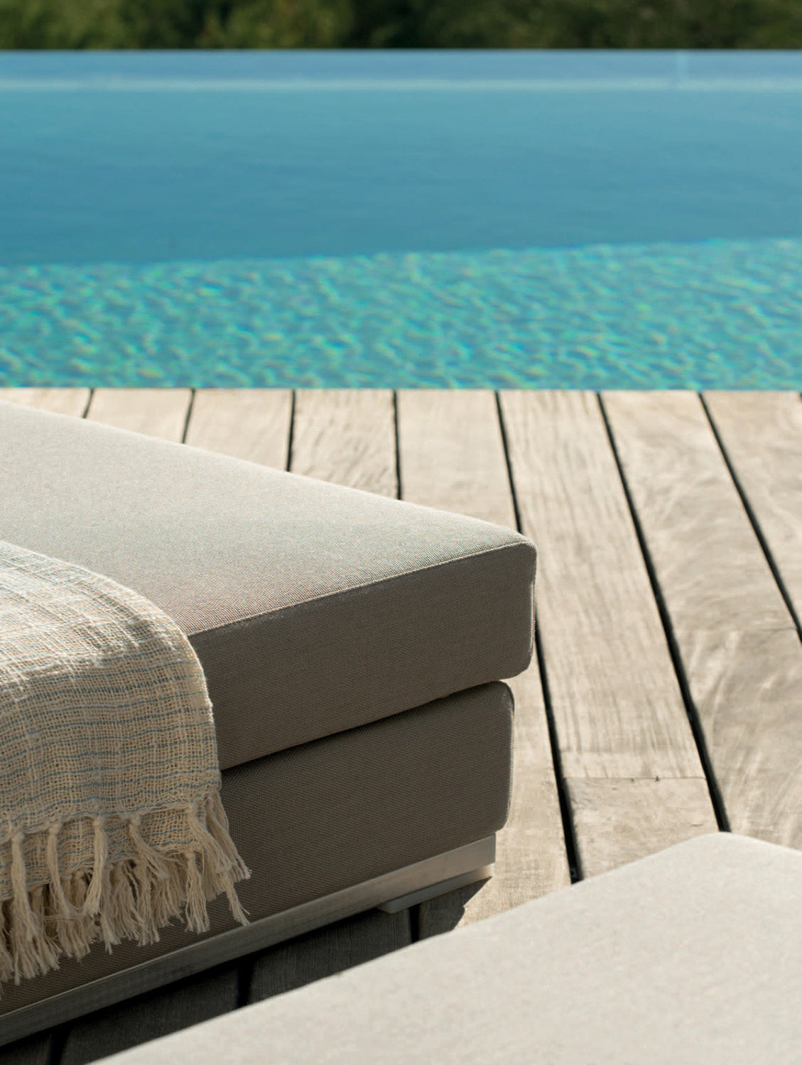 High End Slim Outdoor Double Lounger by Expormim Casa Design Group