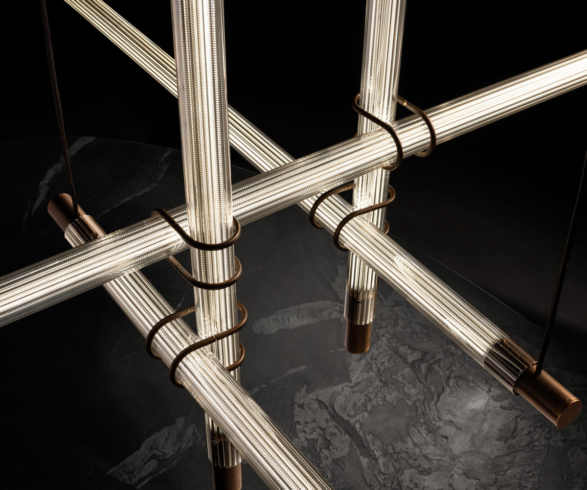 High End Spyder X Light by Henge Casa Design Group