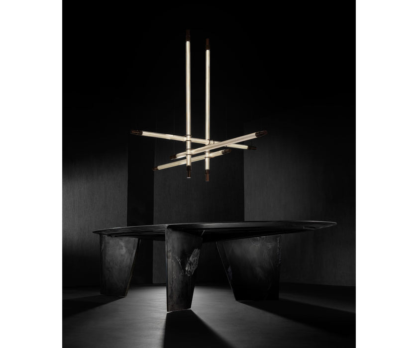 High End Spyder X Light by Henge Casa Design Group