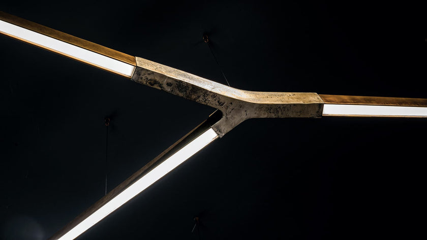 High End Starlight Horizontal Lamp by Henge Casa Design Group