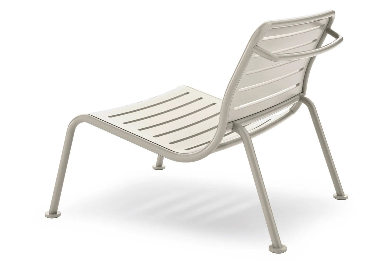 High End Super Frog Outdoor Lounge Chair by Living Divani Casa Design Group