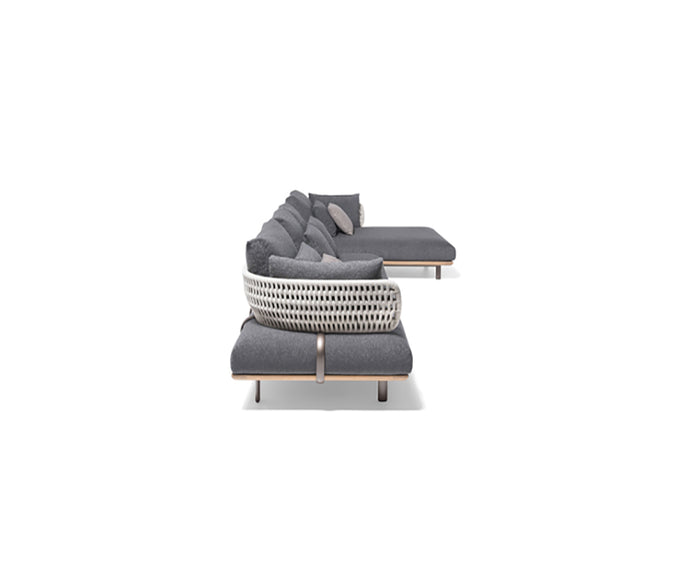 High End Sway Sofa by Molteni&C Casa Design Group