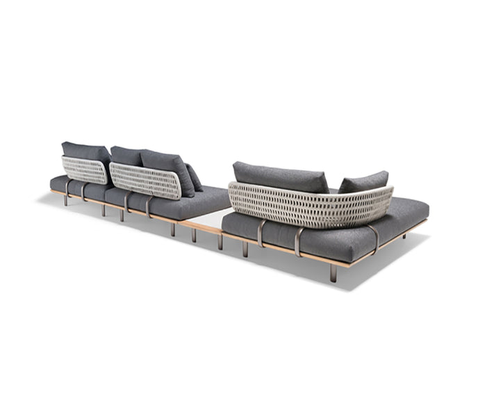 High End Sway Sofa by Molteni&C Casa Design Group