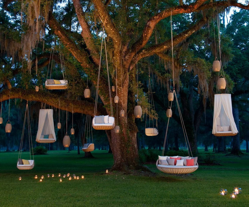 Swingrest Hanging Lounger by Dedon – Spacious Modern Garden Daybed | Casa Design Group