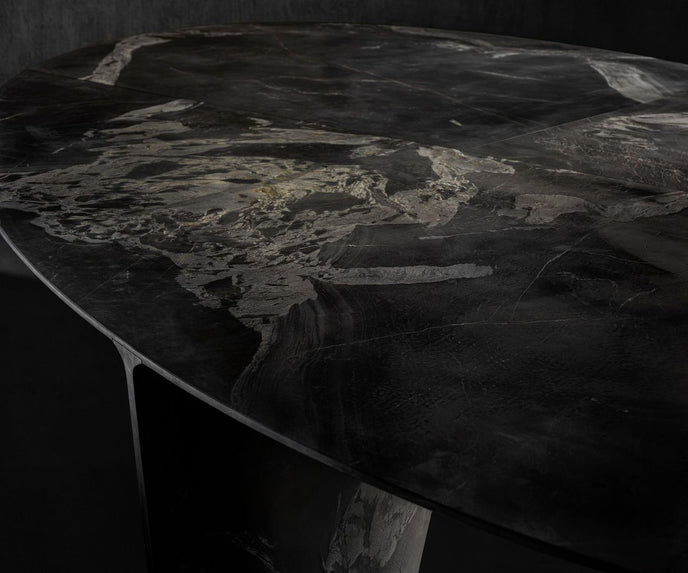 High End Synapsis Dining Table by Henge Casa Design Group