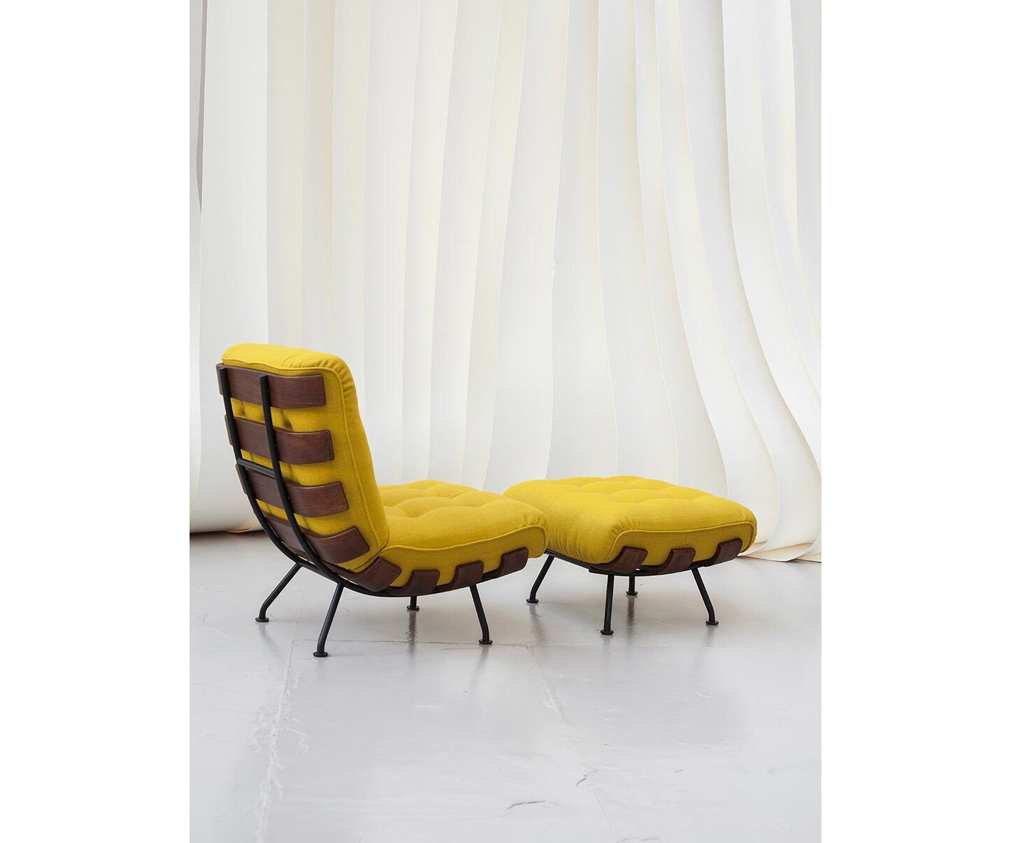 High-End Italian Costela Lounge Chair by Tacchini Casa Design Group