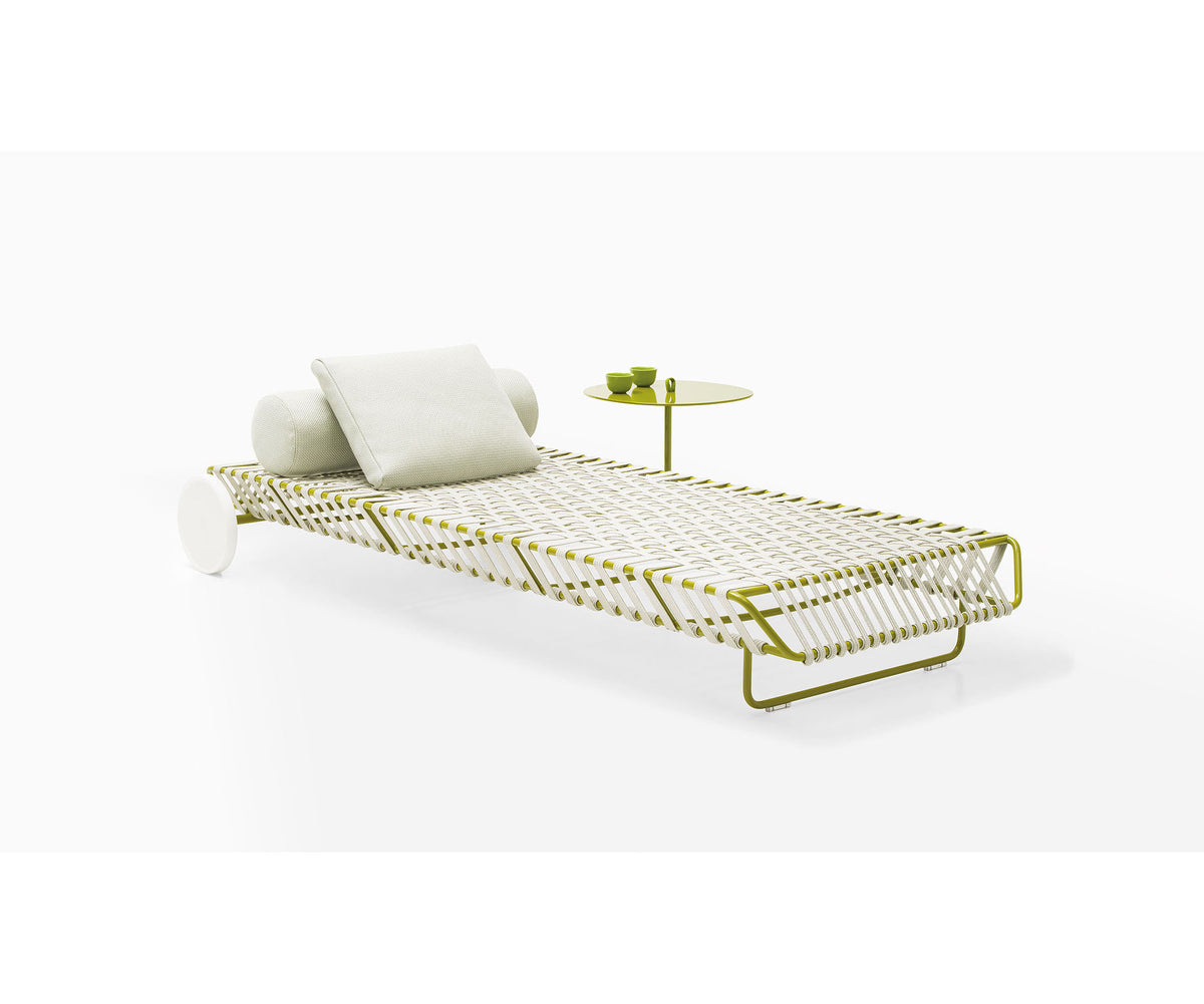 High-End Telar Outdoor Chaise Lounge by Paola Lenti Casa Design Group