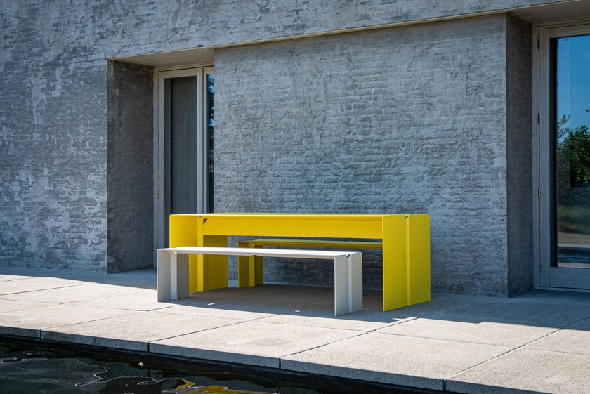 The Bended Curved Outdoor Dining Table by Wünder | Casa Design Group