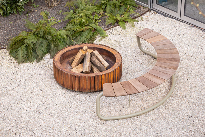 The Bow Curved Outdoor Bench by Wünder | Casa Design Group