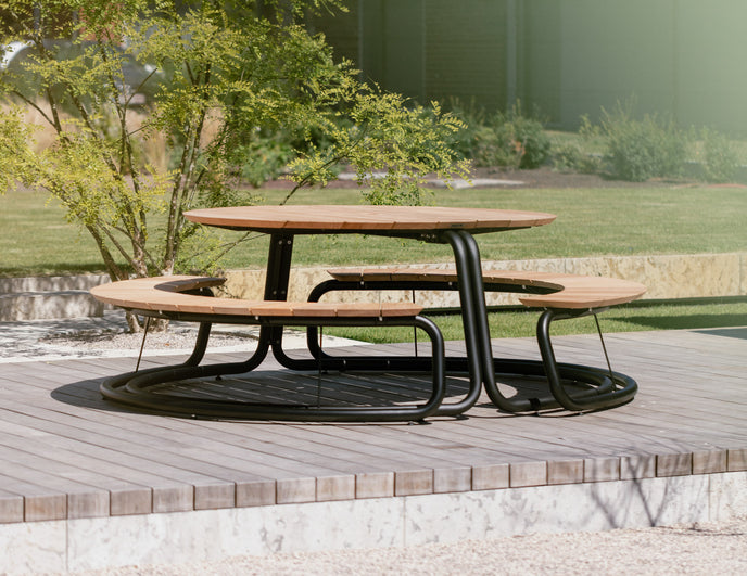 The Circle Round Outdoor Picnic Table with Integrated Benches by Wünder | Casa Design Group